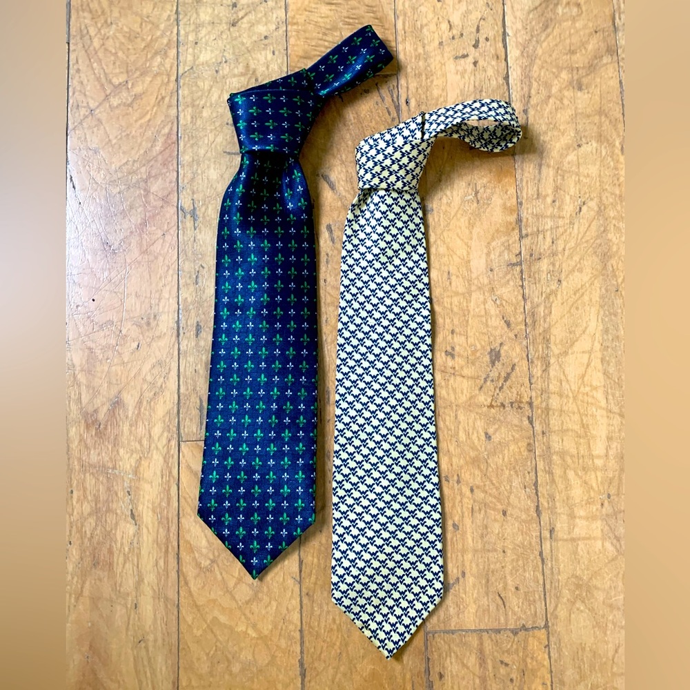Set of (2) 100% silk mens ties, merge left & Pura Seta
